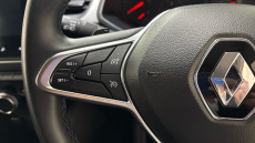 Renault Captur 1.3 TCE 140 Iconic 5dr EDC Petrol Hatchback